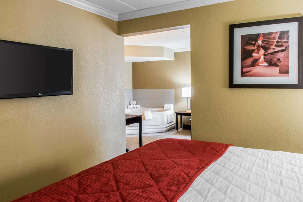 Best Western Harrisburg North Hotel Стая снимка