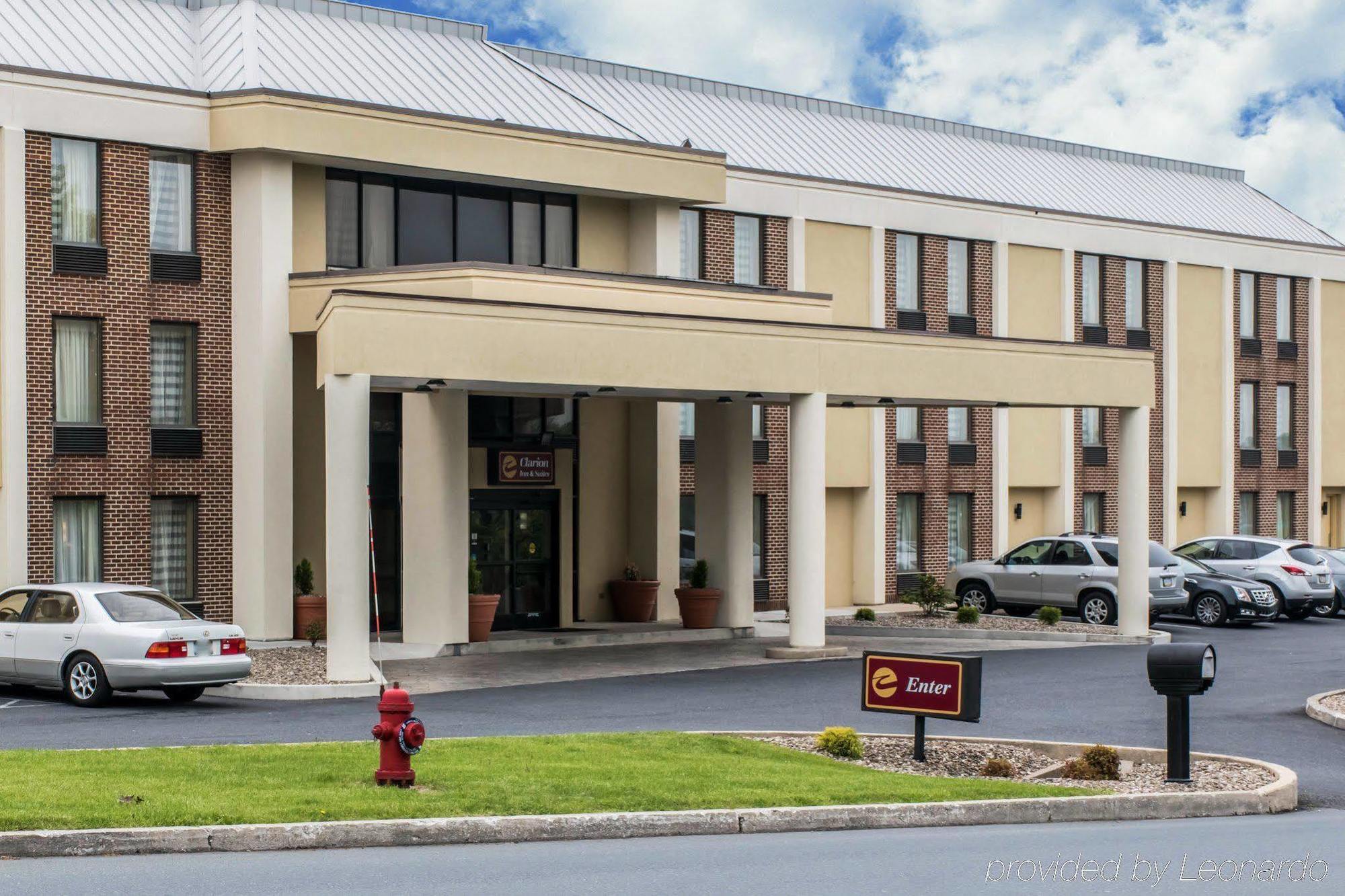 Best Western Harrisburg North Hotel Екстериор снимка