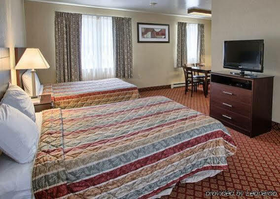 Best Western Harrisburg North Hotel Екстериор снимка